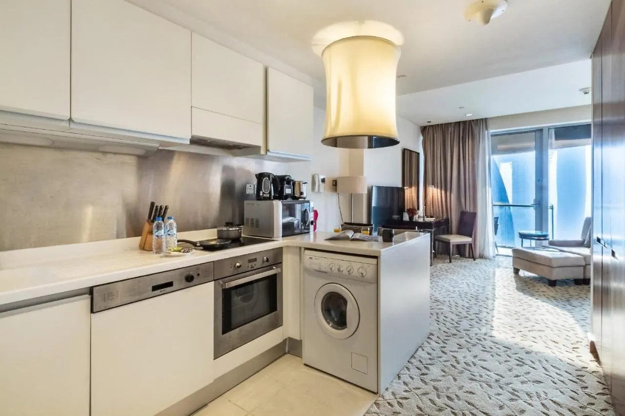 Luxury Studio In Emaar Residence Fashion Avenue Dubaj