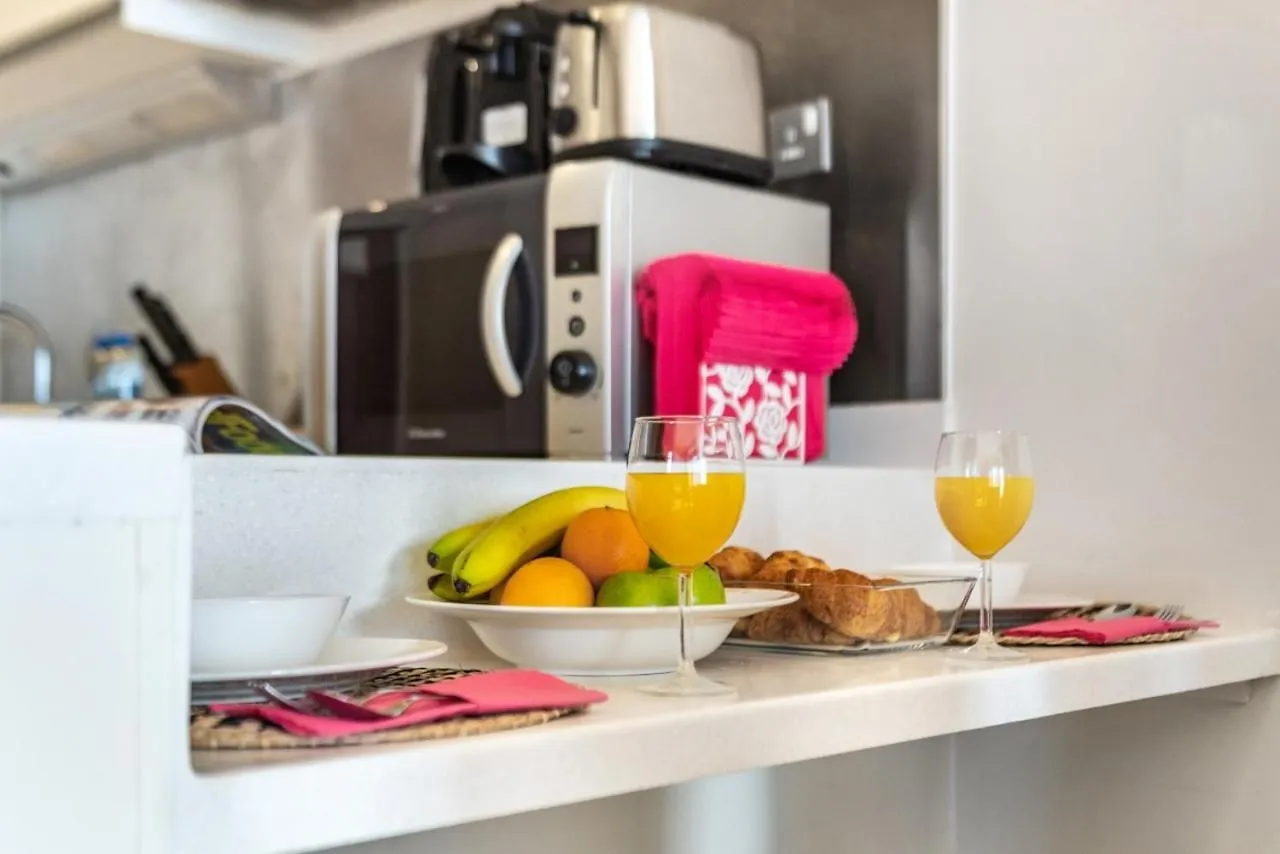 Luxury Studio In Emaar Residence Fashion Avenue Dubaj Apartament